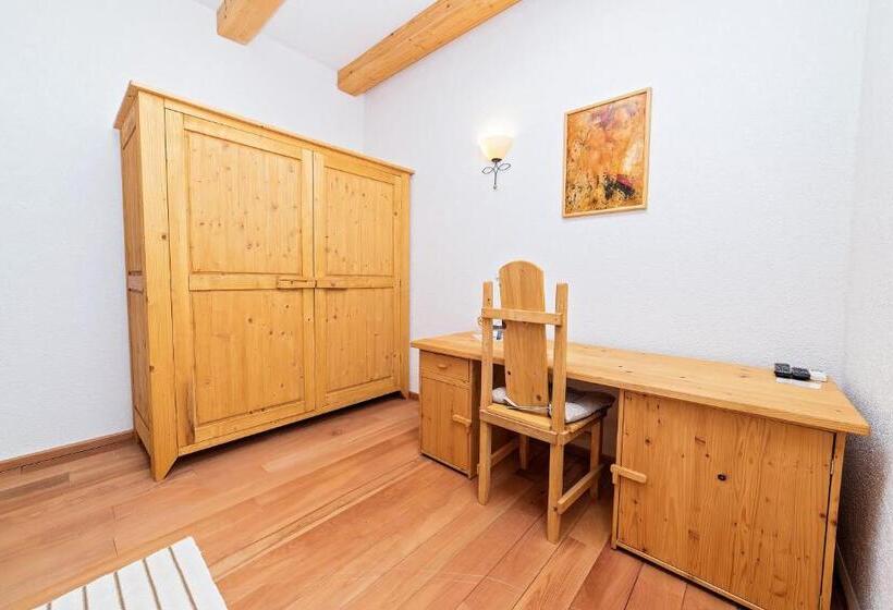 اتاق استاندارد با بالکن, B&b Zlatna Nit