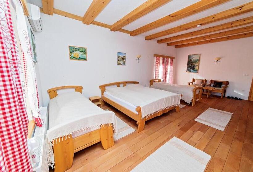 اتاق استاندارد چهار تخته, B&b Zlatna Nit