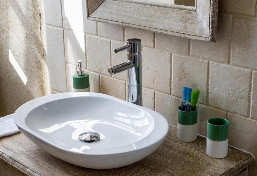 Standardrum, Maison De La Garenne & Spa
