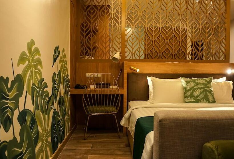 اتاق لوکس با چشمانداز استخر, Aureo La Union