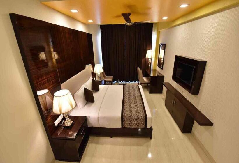 行政套房, Calangute Central