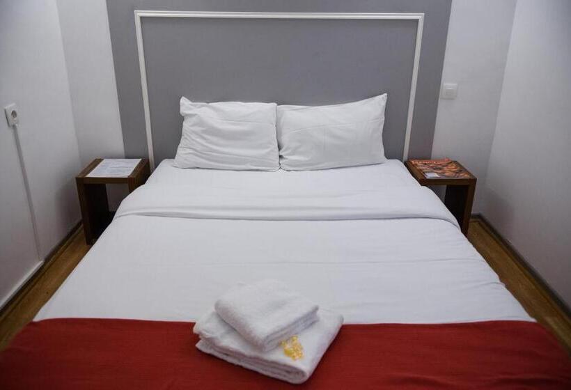 اتاق استاندارد یک نفره, Hôtel Le Stanislas