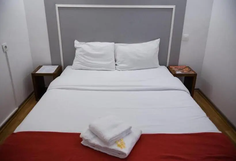 اتاق استاندارد یک نفره, Hôtel Le Stanislas
