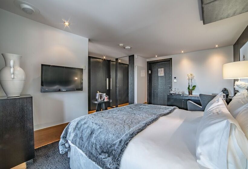 Номер Стандарт, Hôtel Le Strato