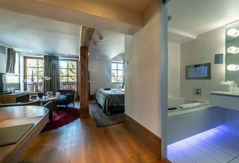 スーペリアールーム, Hôtel Le Strato