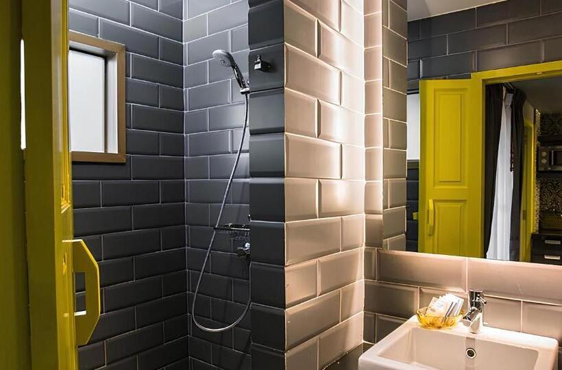 디럭스 트리플 룸, Ploen Chaweng By Tolani