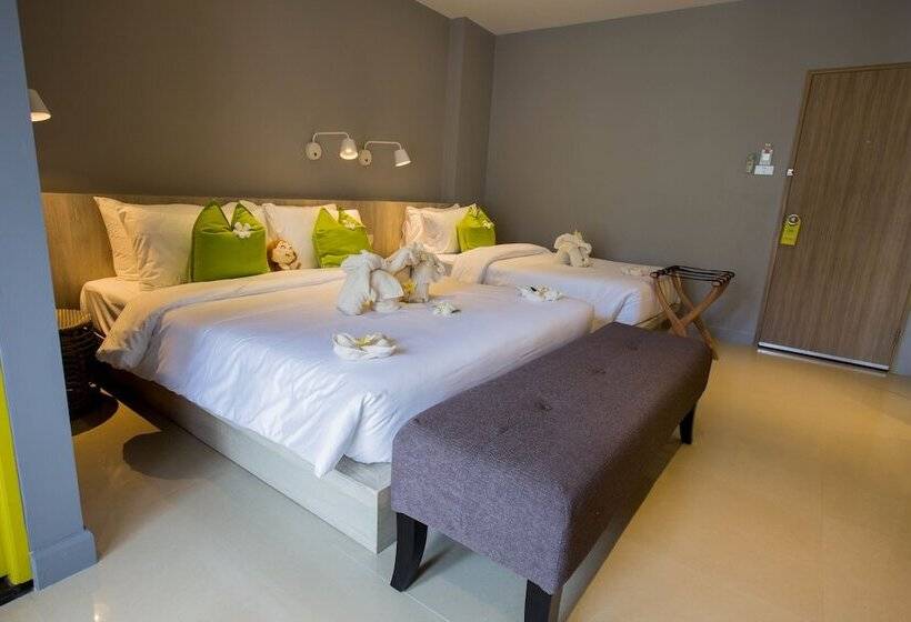 디럭스 트리플 룸, Ploen Chaweng By Tolani