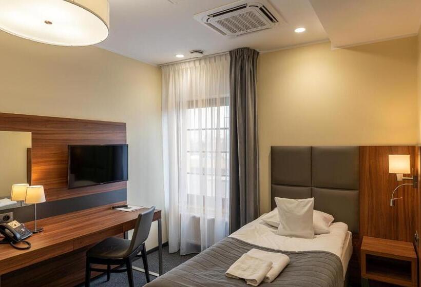 اتاق لوکس, Wodnik