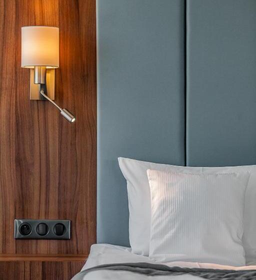 سوییت خانوادگی, Wodnik