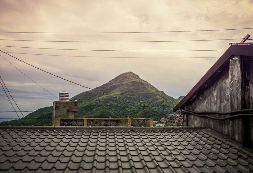 اتاق استاندارد با بالکن, Owlstay Jiufen Wander