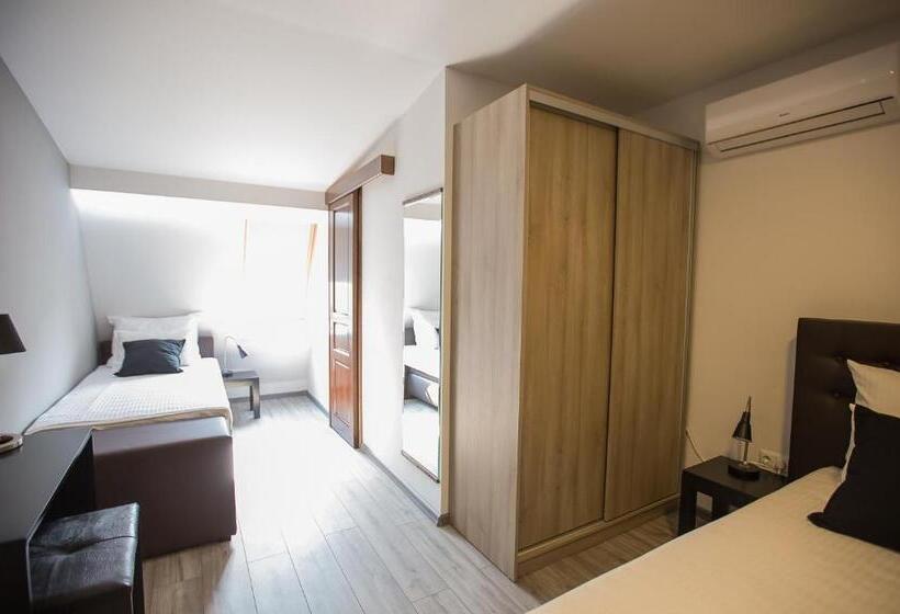 اتاق راحتی سه تخته, Heartland City B&b