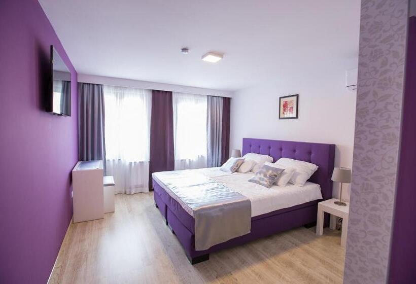 اتاق استاندارد با تخت بزرگ, Heartland City B&b