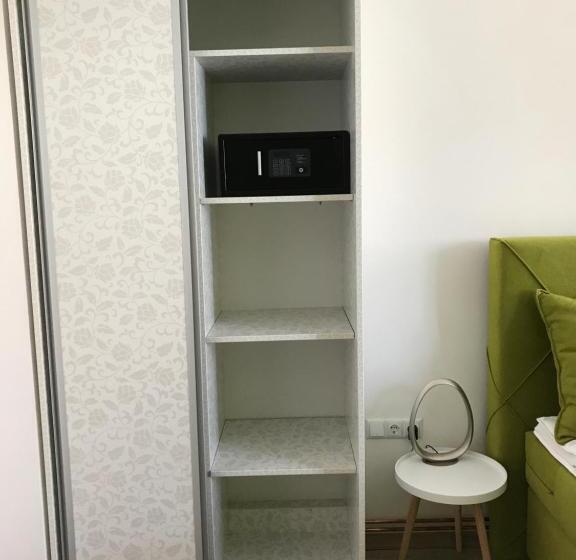 اتاق استاندارد با تخت بزرگ, Heartland City B&b