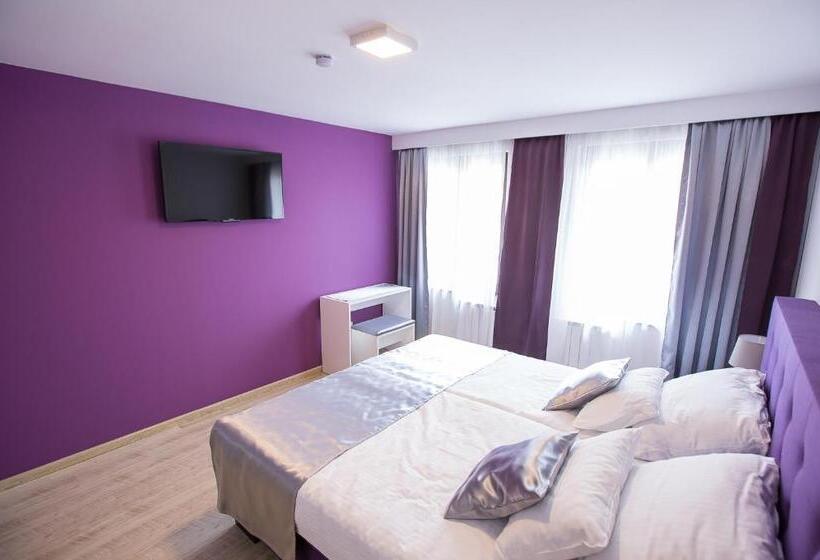 اتاق استاندارد با تخت بزرگ, Heartland City B&b