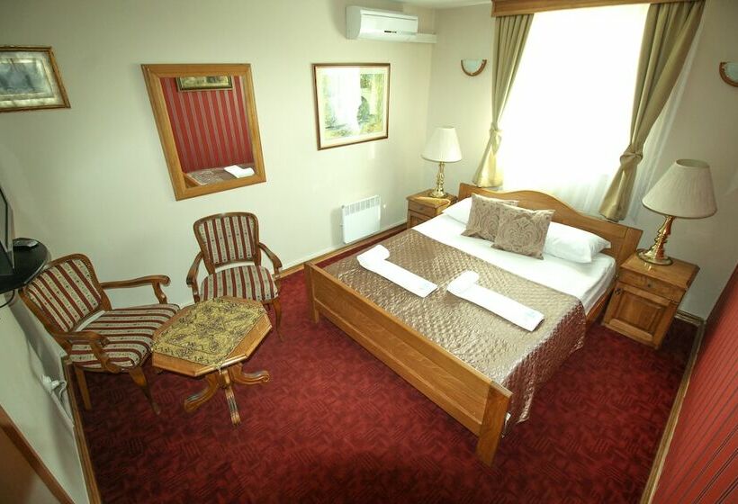 Deluxe Room Mountain View, Pansion Stari Grad