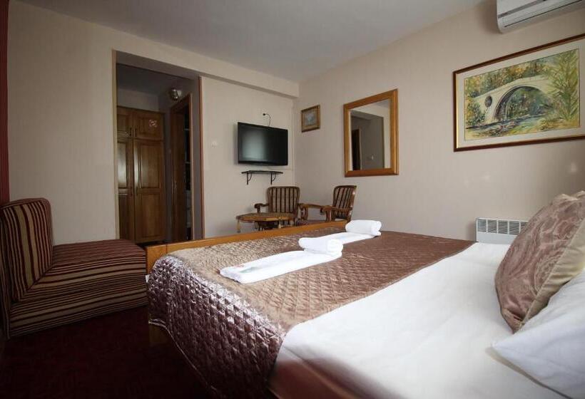 Deluxe Room Mountain View, Pansion Stari Grad