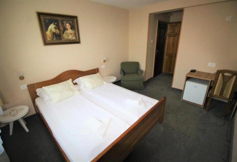 Deluxe Room Mountain View, Pansion Stari Grad
