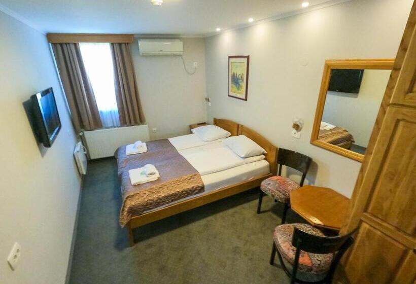 Deluxe Room Mountain View, Pansion Stari Grad