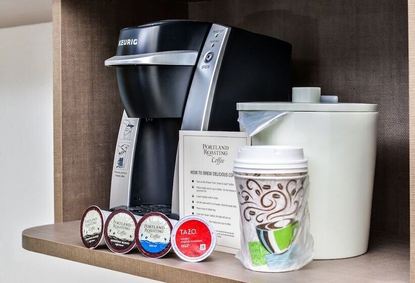 Люкс Адаптированный для Инвалидов, Even Hotel Eugene, An Ihg