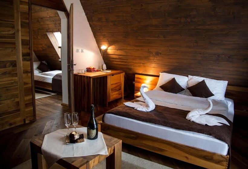 اتاق ساده سه‌ نفره, Motel Babino Brdo