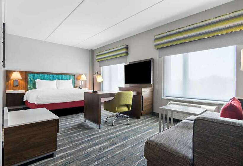 Номер Стандарт, Hampton Inn & Suites Forest City