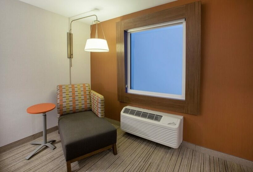 Люкс, Holiday Inn Express & Suites Atlanta N   Woodstock, An Ihg