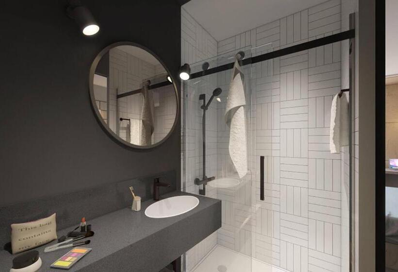 اتاق استاندارد با تخت بزرگ, Moxy Berlin Humboldthain Park