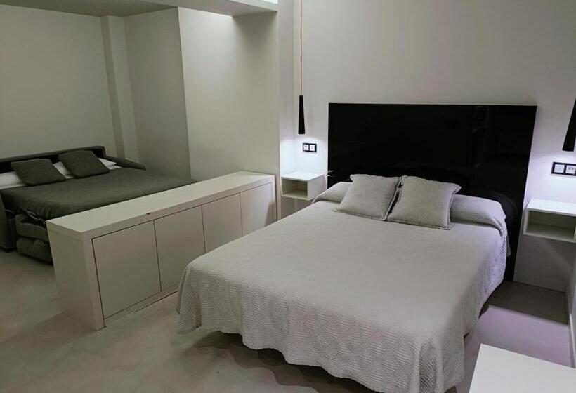 اتاق سوپریور, Ardigales 11