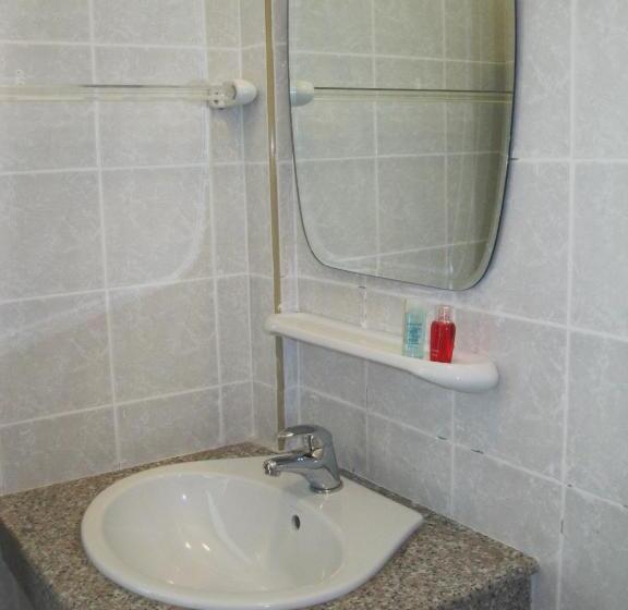 스탠다드 룸, Thaweesuk Heritage Homestay