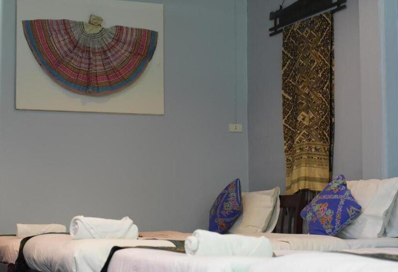 Семейный Номер, Thaweesuk Heritage Homestay