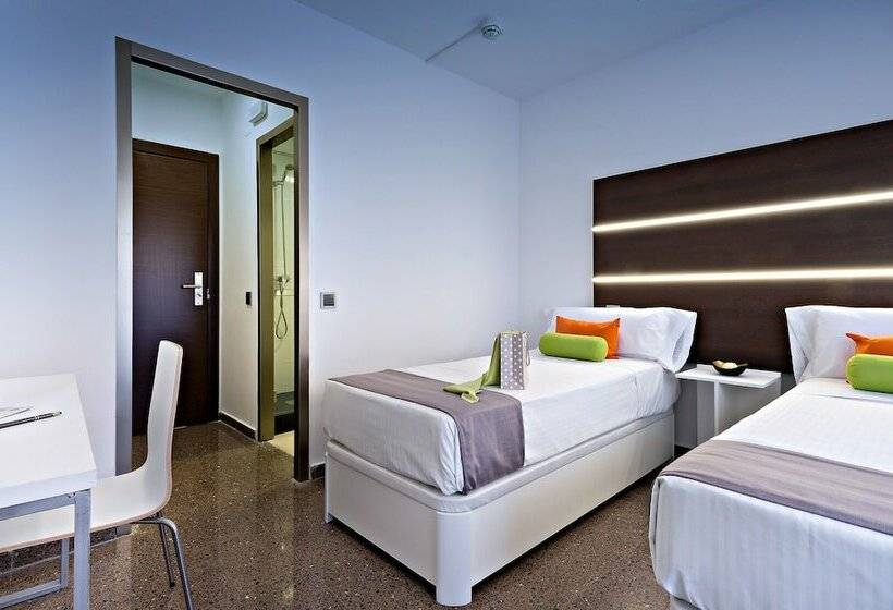 اتاق استاندارد با بالکن, Roisa Hostal Boutique