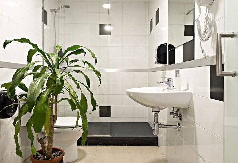 اتاق استاندارد با بالکن, Roisa Hostal Boutique