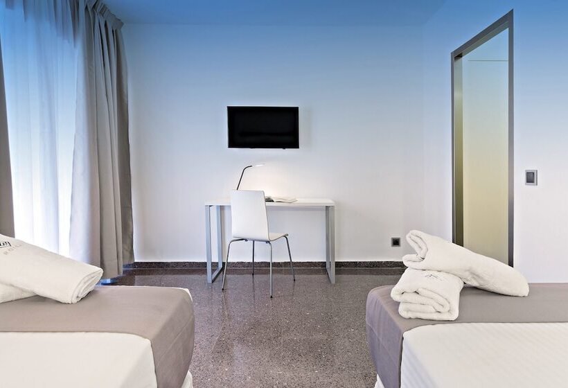 اتاق استاندارد با بالکن, Roisa Hostal Boutique