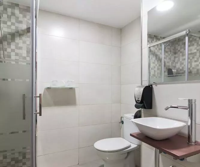 اتاق استاندارد با بالکن, Roisa Hostal Boutique