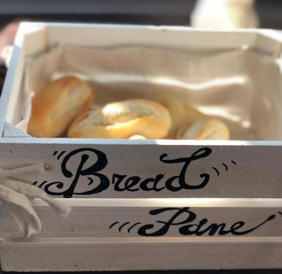 스탠다드 스튜디오 (테라스구비), Zia Bi Bed And Breakfast