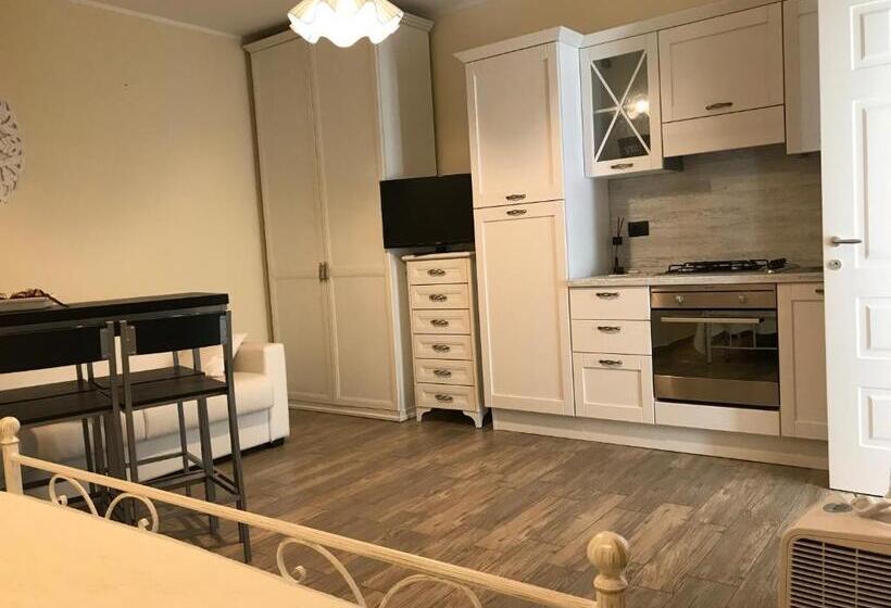 スタンダード４人部屋, Bed And Breakfast Sun Wine