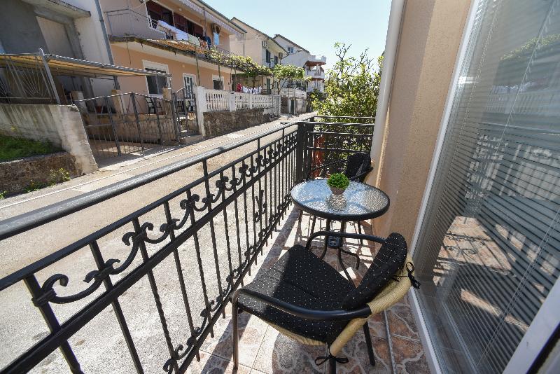 استودیوی استاندارد, D&d Apartments Tivat