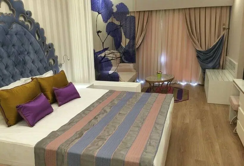 اتاق رمانتیک, Delphin Be Grand Resort