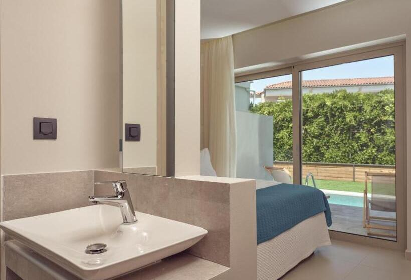 Номер Deluxe, Azure Resort & Spa