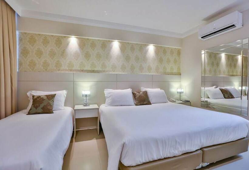 디럭스 트리플 룸, Golden Lis Hotel Boutique