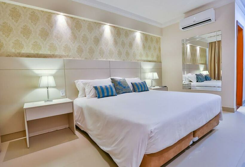 디럭스 룸, Golden Lis Hotel Boutique