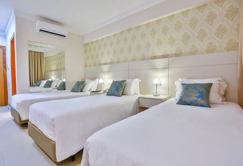 디럭스 트리플 룸, Golden Lis Hotel Boutique