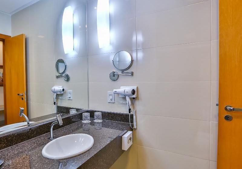 디럭스 룸, Golden Lis Hotel Boutique