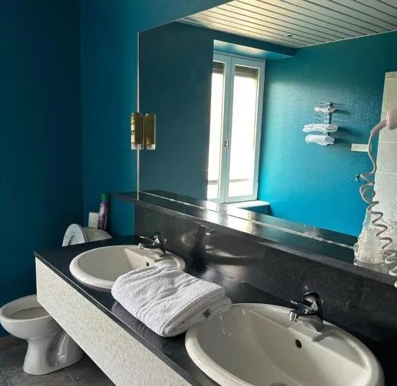 اتاق استاندارد, Hôtel Le Bel Vue