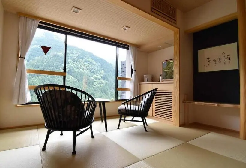Perhehuone, Kazurabashi