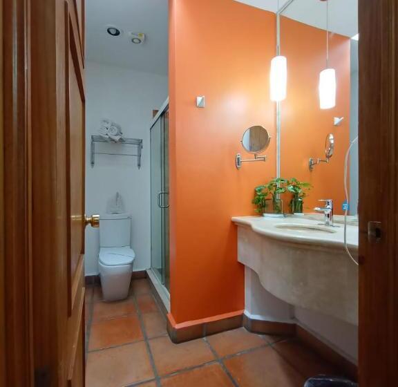 Номер Стандарт Трехместный, La Casa De Los Patios Hotel & Spa