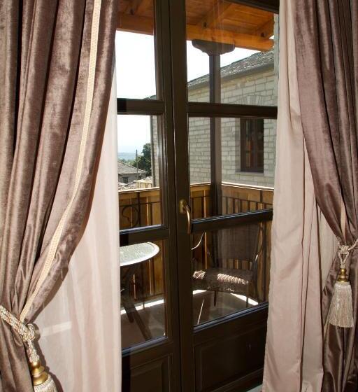 マウンテンビュースタンダードルーム, Monodendri