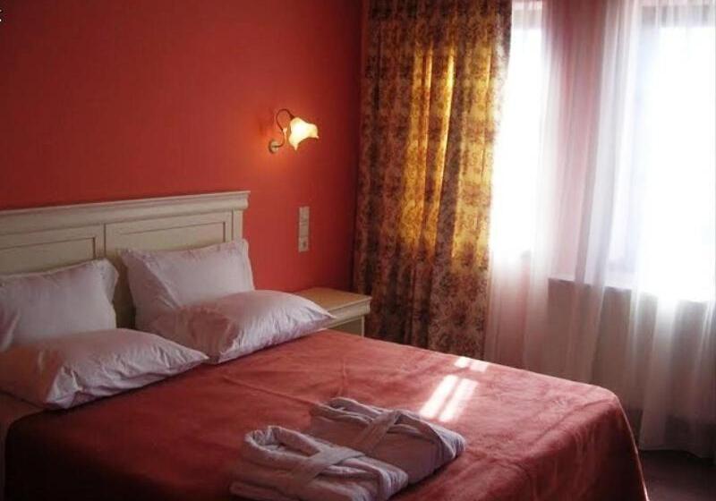 マウンテンビュースタンダードルーム, Monodendri