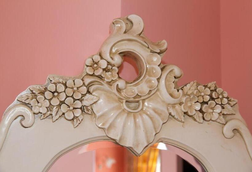 スーペリアールーム, Monodendri