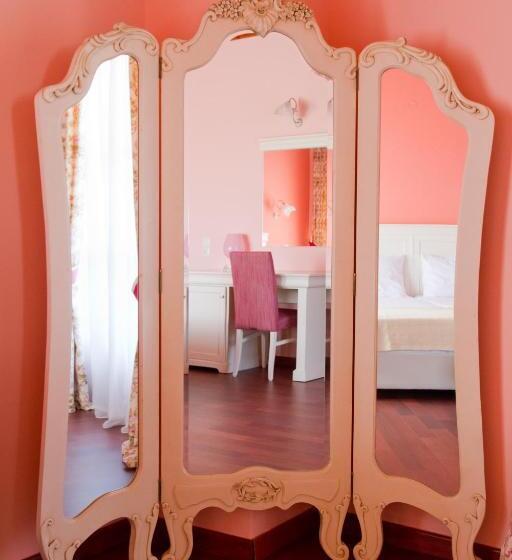 スーペリアールーム, Monodendri